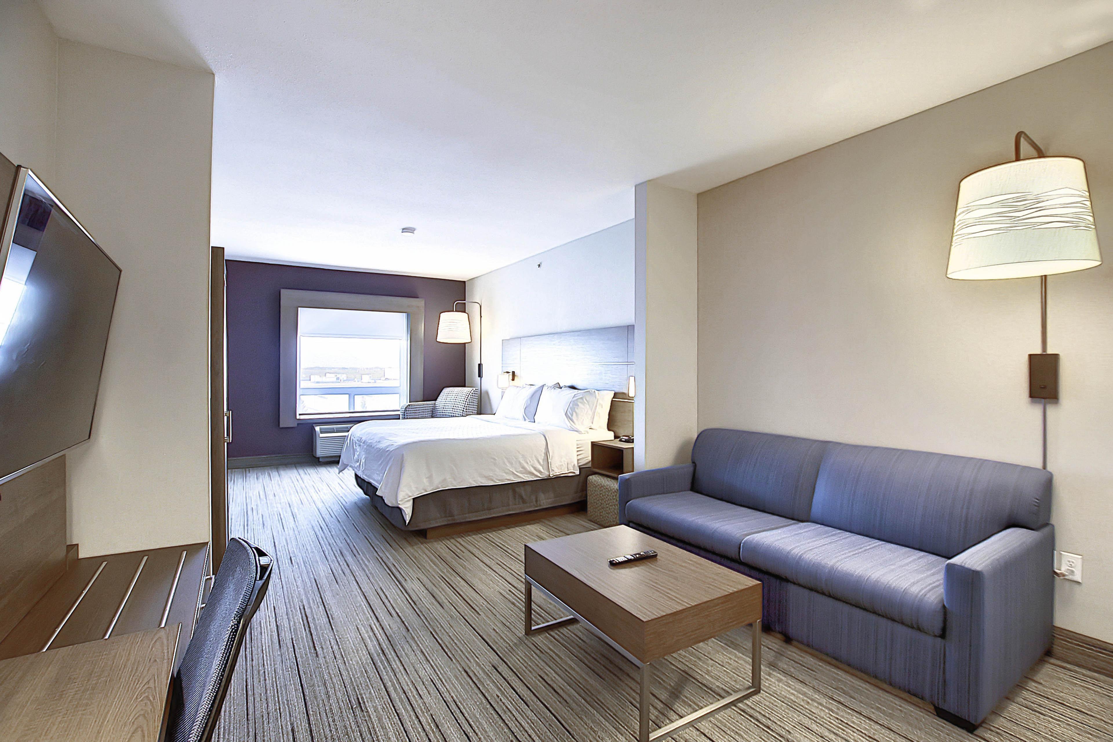 Holiday Inn Express Airport Calgary By Ihg Exterior foto